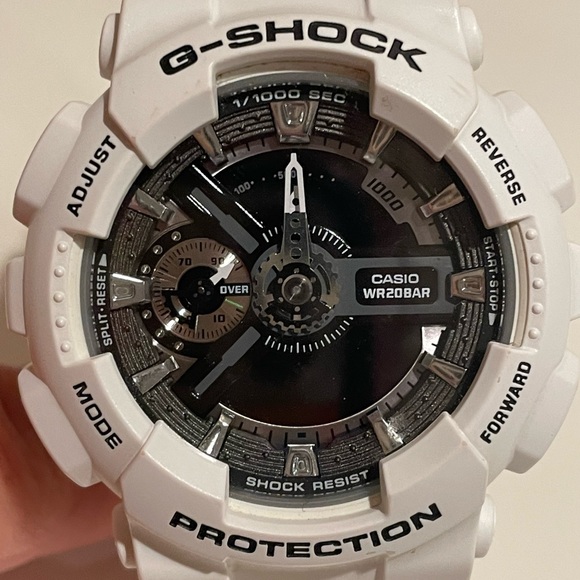 Casio G-Shock S Series Floral Watch - Picture 4 of 8
